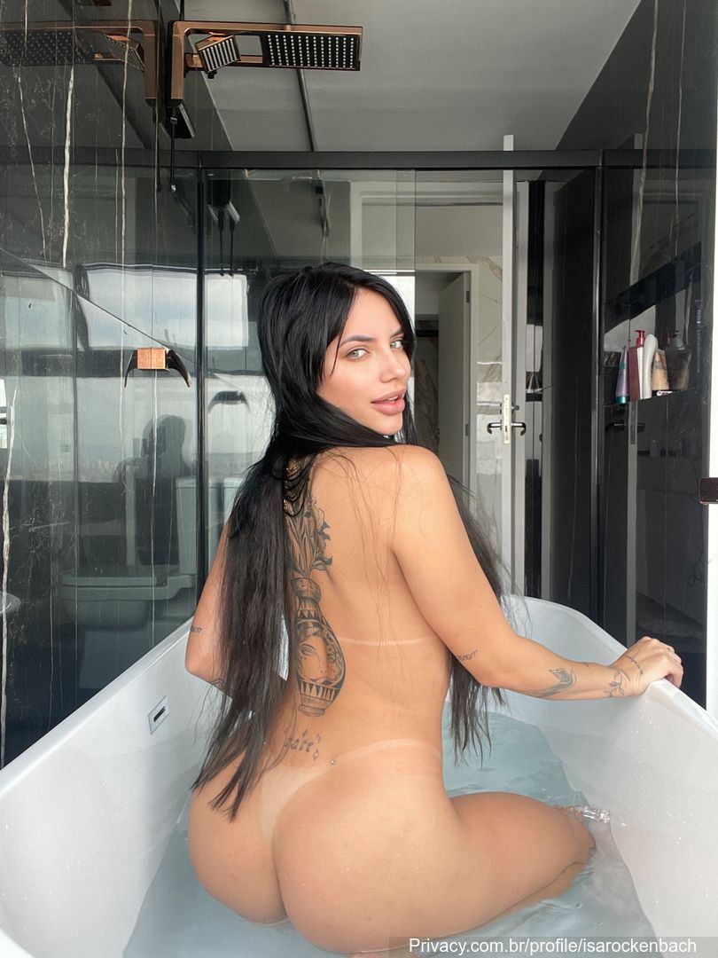 Isa Rockenbach safada assim que acordou