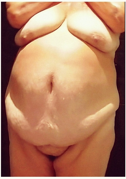 Mature bbw safada provocando de quatro no chão