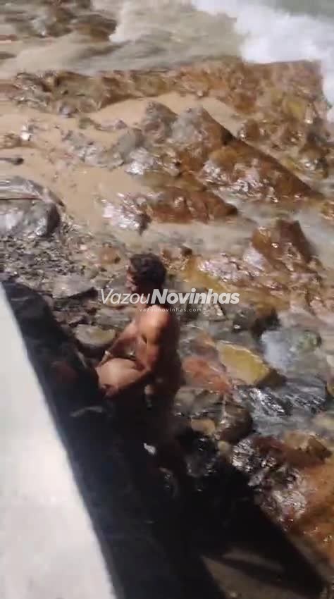 Novinha amadora Câmera Ao Vivo em clipe vertical, Modelo envolvente