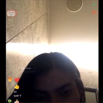 Se tocando embaixo do lençol